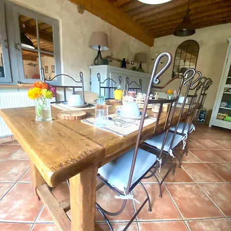 Ferme En D'hotes, Table D'hotes, Petit Dejeuner Compris Bron